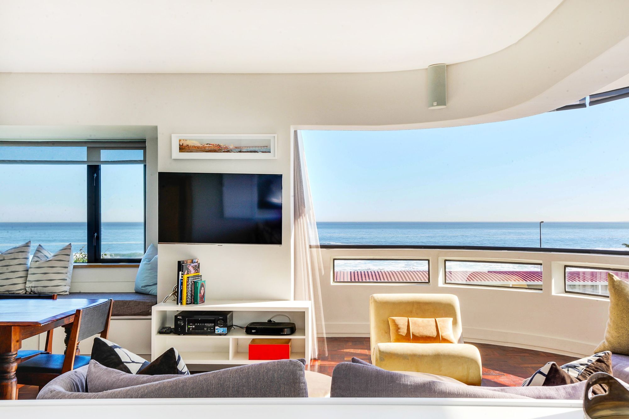 Backup Powered Sea View Apartment On The Promenade Kapské Město Exteriér fotografie